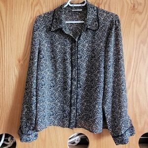 Vanity Fair Sheer Polyester Button Down All over Print Blouse size 18